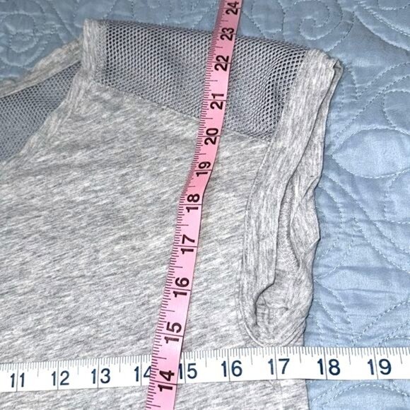 Gray Forever 21 Mesh Accent Cap Sleeve T-Shirt Size M Womens Casual Top Lightwei - Picture 6 of 6